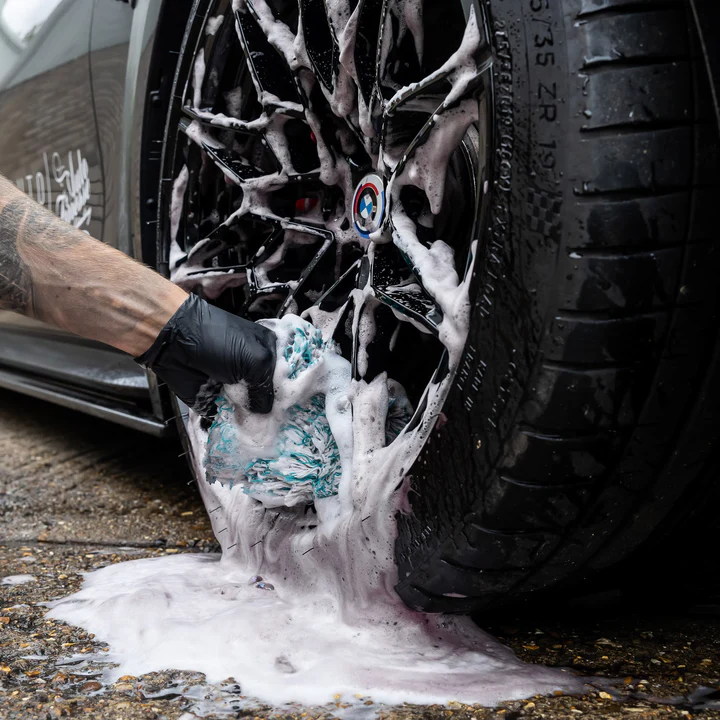 Auto Finesse Reactive Wheel Cleaner - Extra silný čistič kol (1000 ml)