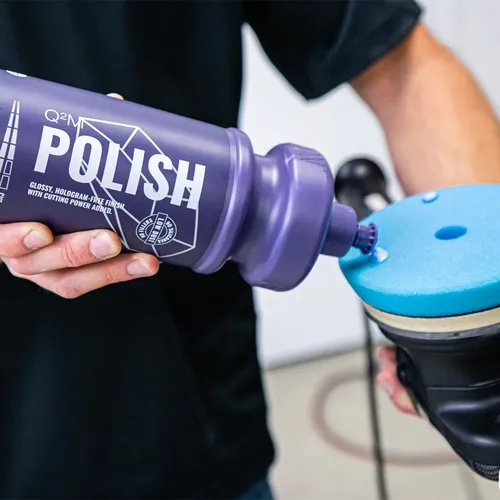 Gyeon Q²M Polish - Středně hrubá pasta vhodná i pro 1-krok - Objem:: 120 ml