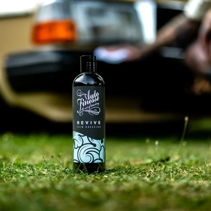 Auto Finesse Revive - Oživovač exteriérových plastů - Objem:: 250 ml