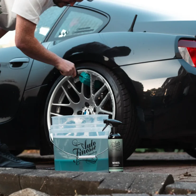 Auto Finesse Essentials Wheel Cleaner - pH neutrální čistič kol (500 ml)