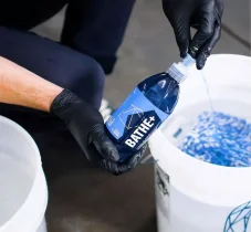 Gyeon Q²M Bathe+ - Autošampon s keramikou