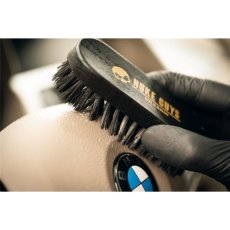 Nuke Guys Brush Small - Detailingový kartáč na kůži, textil i pneu