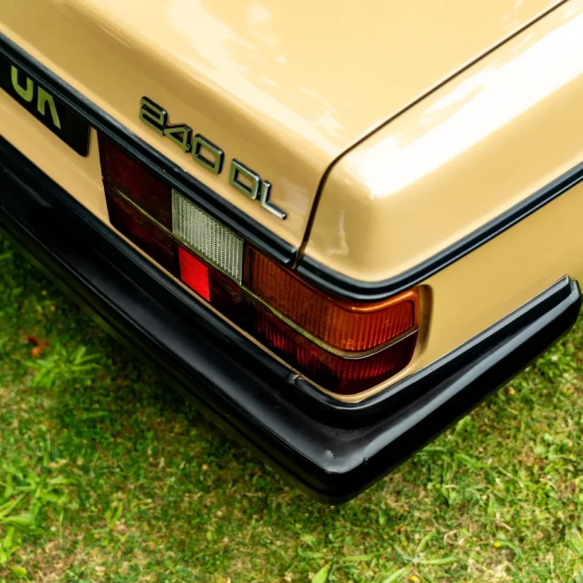 Auto Finesse Revive - Oživovač exteriérových plastů - Objem:: 250 ml